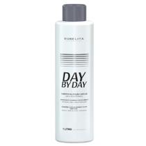 Shampoo Nutrição Day by Day Rubelita Professional 1 Litro Shampoo Nutrição Day by Day Rubelita Professional 1 Litro
