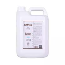 Shampoo Pet Pré-Banho Dove 5L 1/4 - Pelôncio Shampoo Pet Pré-Banho Dove 5L 1/4 - Pelôncio