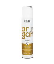 Shampoo QoD PRO Argan Hair 300ml para cabelos crespos secos e danificados Shampoo QoD PRO Argan Hair 300ml para cabelos crespos secos e danificados