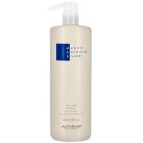Shampoo Real Liss Mab 1L Alfaparf controla o frizz limpa e alinha os fios com brilho e efeito liso