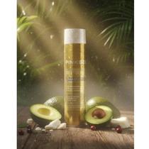 Shampoo RepairLux Limpeza e Fortalecimento da Fibra Capilar 300ml By Amaxxon Shampoo RepairLux Limpeza e Fortalecimento da Fibra Capilar 300ml By Amaxxon
