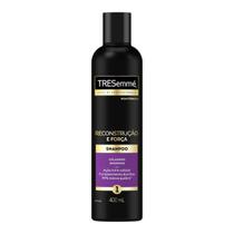 Shampoo Tresemmé Reconstrução e Força 400ml Shampoo Tresemmé Reconstrução e Força 400ml
