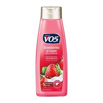 Shampoo VO5 Moisture Milks Morango 440ml Kit com 2 Shampoo VO5 Moisture Milks Morango 440ml Kit com 2