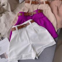 Short Alfaiataria feminino cintura alta com cinto marrom