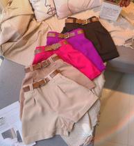 Short Alfaiataria feminino cintura alta com cinto marrom
