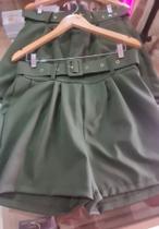 Short Alfaiataria Tamanho GG Verde Com Bolso e Cinto.