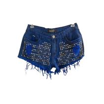 Short Azul Com Aplicações Na Frente Lança Perfume Short Azul Com Aplicações Na Frente Lança Perfume