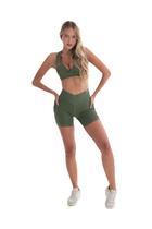 Short Bolsos Laterais meia coxa em Cos V Poliamida Short Bolsos Laterais meia coxa em Cos V Poliamida