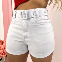 Short branco