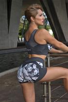 Short Camuflado Apple Booty Fúria Dynamite