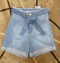 Short com cinto Short com cinto