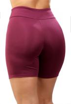 Short curto vinho