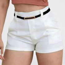 Short Feminino Alfaiataria com cinto fino Fivela dourada Tendencia Shortinho Social