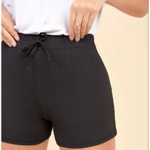 Short feminino canelado blogueira