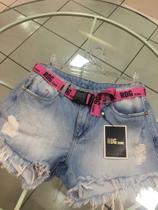 Short feminino em jeans