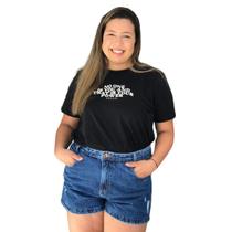 Short Feminino Jeans Plus Size Barra Feita Com Destroyed