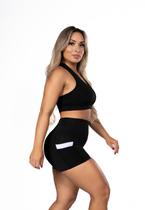 Short Fitness com Bolso Branco Cintura Alta Academia Preto