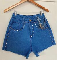 Short jeans