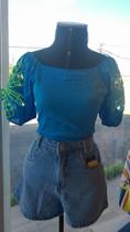 Short jeans com blusa bordado tamanho 36 Short jeans com blusa bordado tamanho 36
