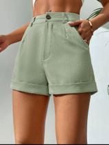 Short jeans com botão e zipe simples Short jeans com botão e zipe simples