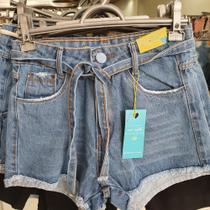 Short jeans lavagem clara