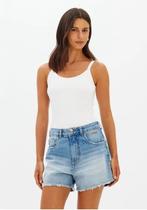 Short jeans relaxed cintura media lança perfume -