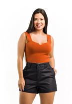 Short Jeans Resinado Tipo Couro Feminino com Elastano