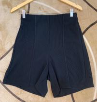 Short malha lisa
