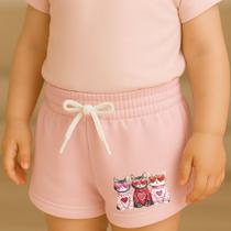 Short Moletinho Infantil Estampado Feminino 3 Gatinhos de Óculos Fofura Diversão Alegria Encanto Short Moletinho Infantil Estampado Feminino 3 Gatinhos de Óculos Fofura Diversão Alegria Encanto