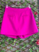 Short saia alfaiataria, tamanho P Short saia alfaiataria, tamanho P
