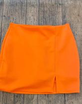Short Saia Laranja Tamanho M