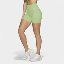 Short Selene Sem Costura Feminino - Verde Short Selene Sem Costura Feminino - Verde