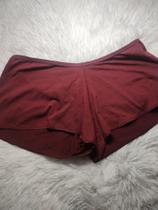 Shorts curto feminino