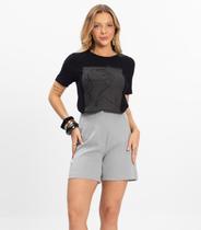 Shorts Feminino Alfaiataria Cós Reto Renaluci Cinza Shorts Feminino Alfaiataria Cós Reto Renaluci Cinza