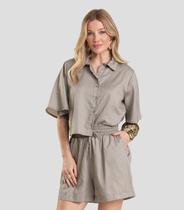 Shorts Feminino em Tecido Plano Dianna Cinza