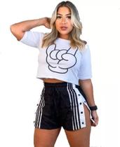 Shorts Feminino Listra Botões Cintura Alta Viscose Bermuda