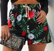 Shorts feminino preto florido Shorts feminino preto florido