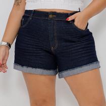 Shorts Jeans Barra Dobrada e Desfiada Curvy Feminino Revanche Maraã Shorts Jeans Barra Dobrada e Desfiada Curvy Feminino Revanche Maraã