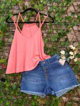 Shorts jeans com botões. tamanho 36 e 38