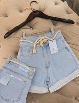 Shorts Jeans Feminino Sal e Pimenta Super Premium Cintura Alta com Barra Dobrada Tamanho:38Referência:201604 Shorts Jeans Feminino Sal e Pimenta Super Premium Cintura Alta com Barra Dobrada Tamanho:38Referência:201604