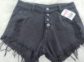 Shorts Jeans Preto com Botão Tam 42