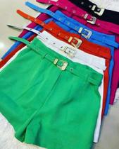 Shorts social com cinto