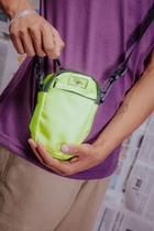 Shoulder bag verde estilo ráfia