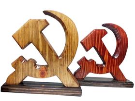 Símbolo da Luta de Classes Social no Mundo em Madeira