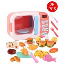 Simulação de conjunto de cozinha com forno de microondas inf