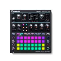 Sintetizador MIDI USB - CIRCUIT MONO STATION - Novation