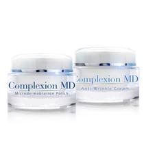 Sistema de cuidados com a pele Complexion MD Anti Aging com esfoliante de microdermoabrasão 50 ml e creme anti-rugas 30 mL Sistema de cuidados com a pele Complexion MD Anti Aging com esfoliante de microdermoabrasão 50 ml e creme anti-rugas 30 mL