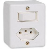 Sistema Ilumi 1 Simples + Tomada Com Placa + Caixa Branco - 63200 Sistema Ilumi 1 Simples + Tomada Com Placa + Caixa Branco - 63200