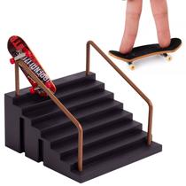 Skate de Dedo Com Escada e Corrimão Radical Mini Brinquedo