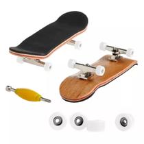 Skate De Dedo De Madeira Fingerboard Brinquedo Profissional